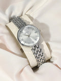 Shein - 1Pc Fashionable Simple And Classic Ladies' Quartz Watch Bracelet For Daily Life - Silver