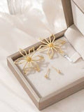 Shein - 2 Pairs Of Attractive 5-Petal Gold Flower Stud Earrings Set,