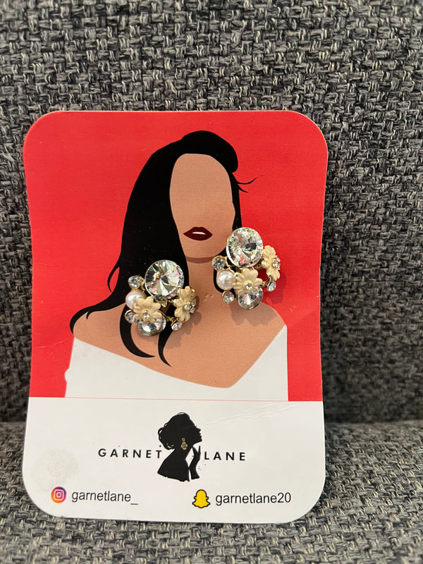 Garnetlane - earings cream