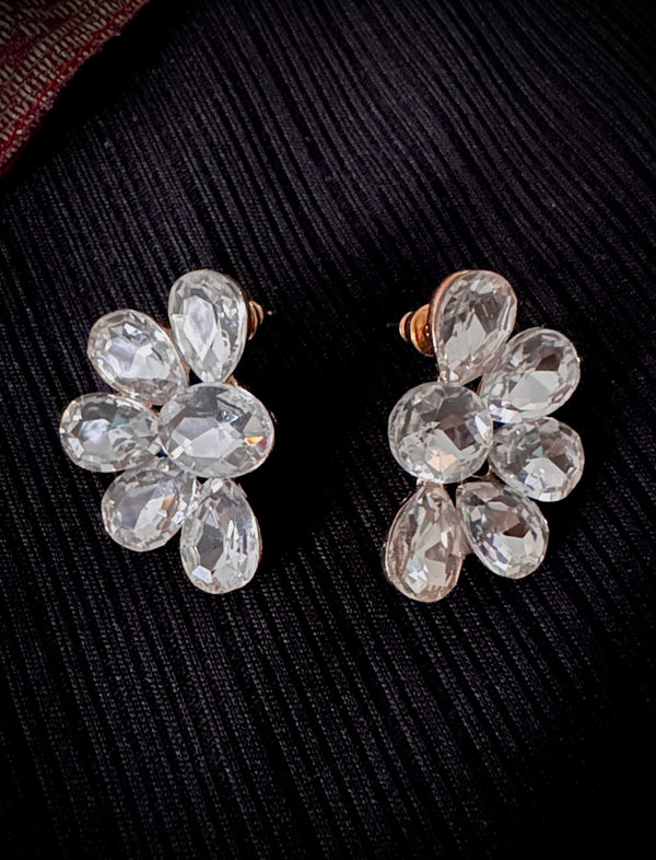 Beri - Silver Rhinestones Studs Earrings