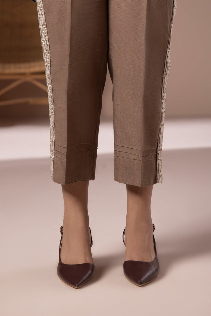 Sapphire-Embroidered Khaddar Pants