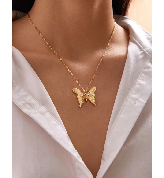 Shein- The Butterfly's Magic Necklace