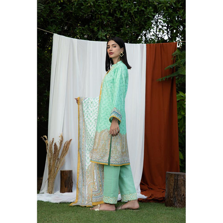 Zellbury- Dgital Printed Embroidered Khaddar Shirt, Khaddar Dupatta & Khaddar Trouser WUW21E30123