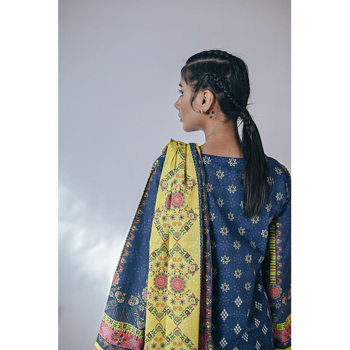 Zellbury- Digital Printed Cambric Shirt, Cambric Dupatta & Cambric Trouser WUW21X30132