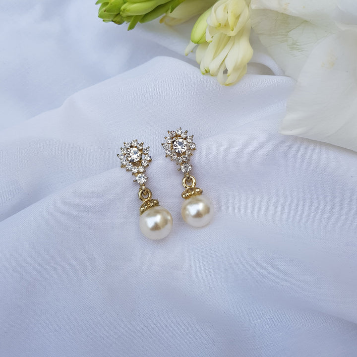 Raviiga- Fancy Small Earings - Golden