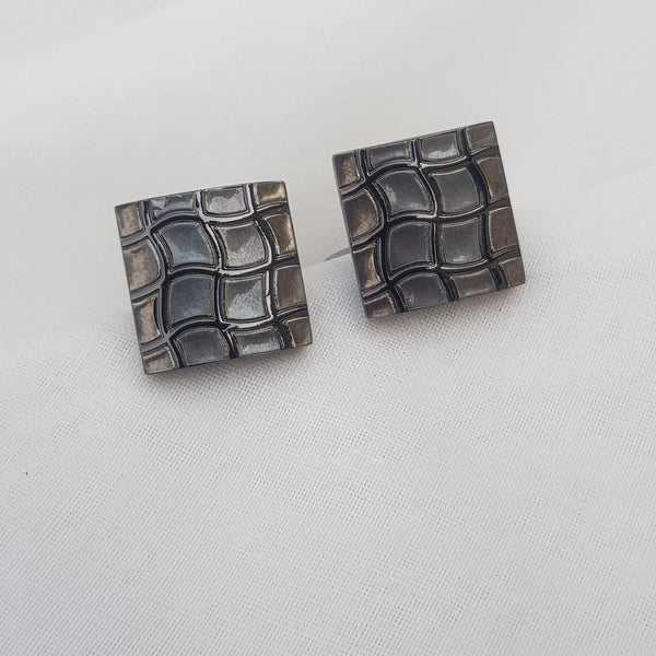 Raviiga- Flake Textured Cufflinks