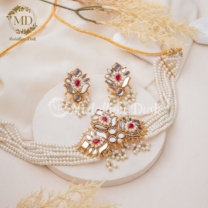 Medallion Dusk- Kammal Choker Set