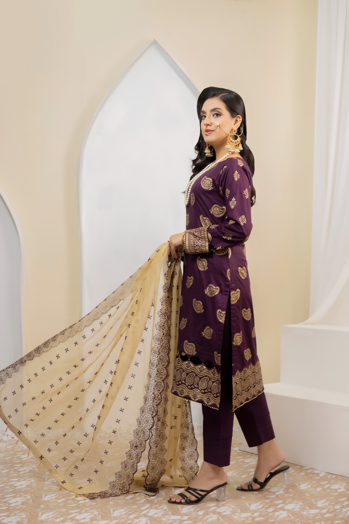 Pearla Lawn Gold Printed with Fancy Schiffli Dupatta PAR-004