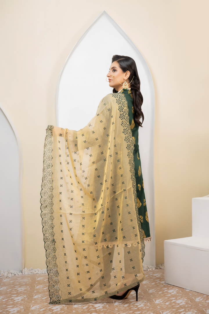 Pearla Lawn Gold Printed with Fancy Schiffli Dupatta PAR-005