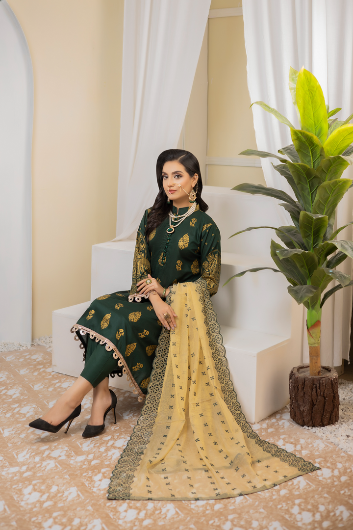 Pearla Lawn Gold Printed with Fancy Schiffli Dupatta PAR-005