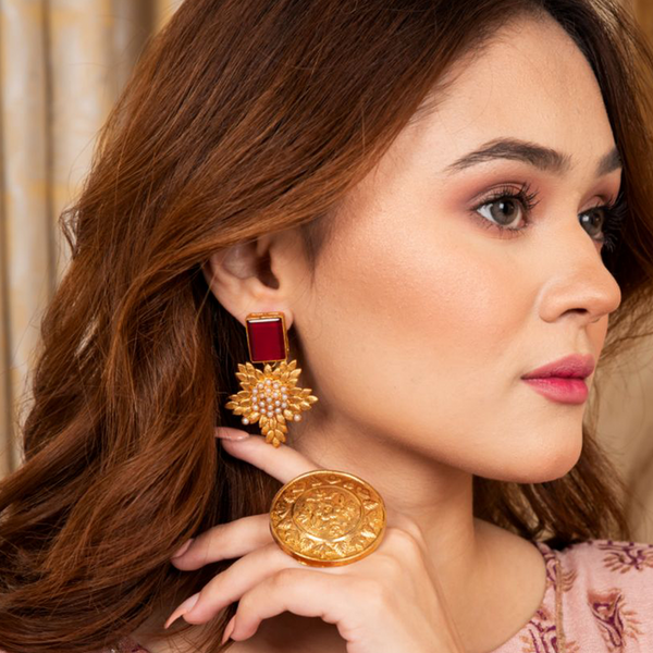 Medallion - Gold Leaf Earrings